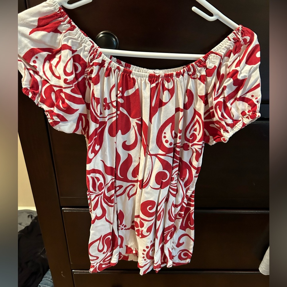 Authentic Hawaiian shirt bought on island. Sz medium